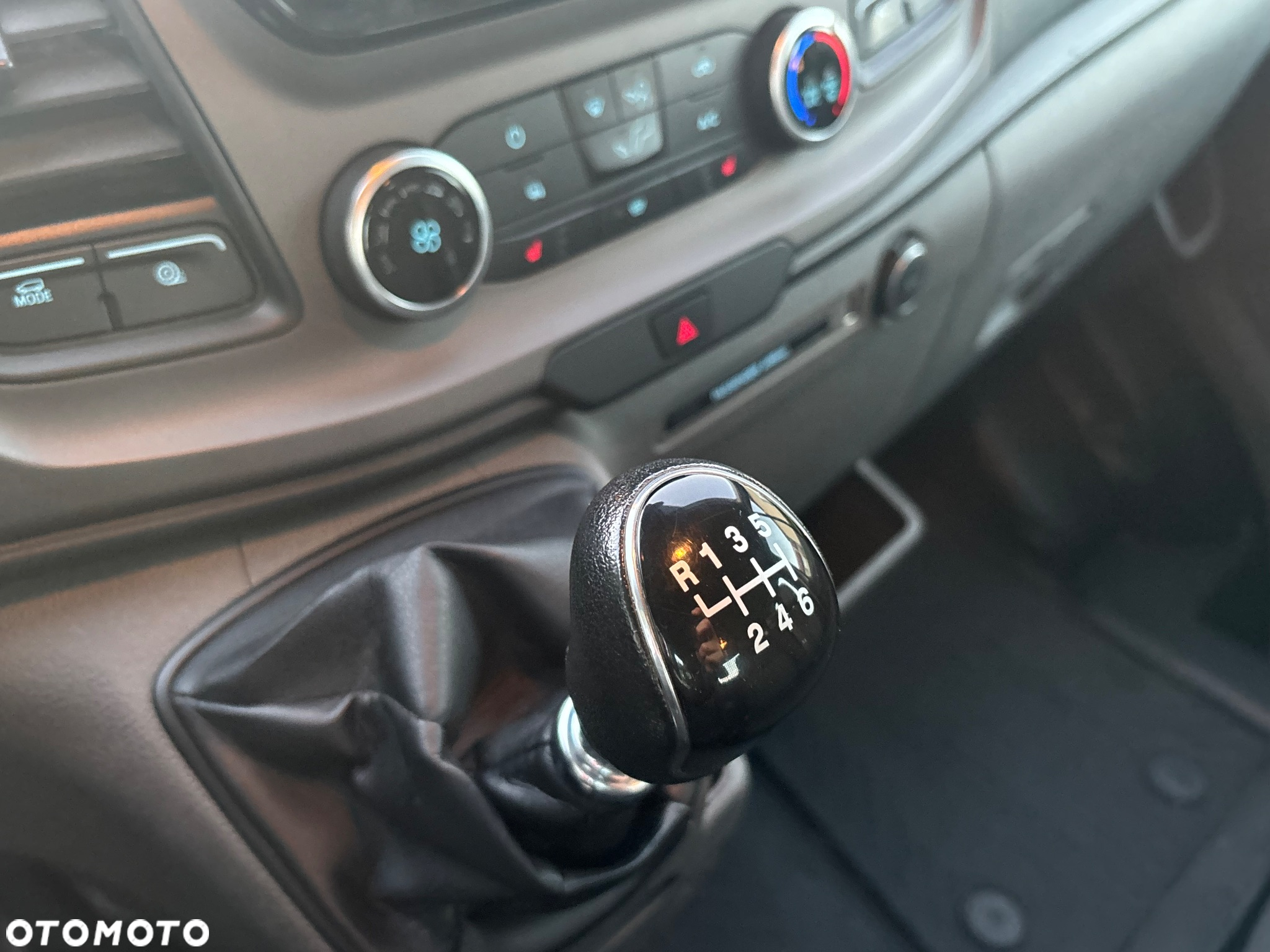 Ford Transit - 29