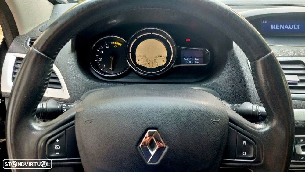 Renault Mégane Sport Tourer 1.5 dCi Dynamique SS - 15