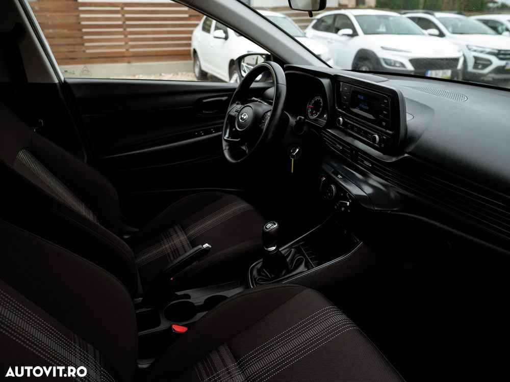 Hyundai i20 1.2 L 84CP 5DR Clasic - 27