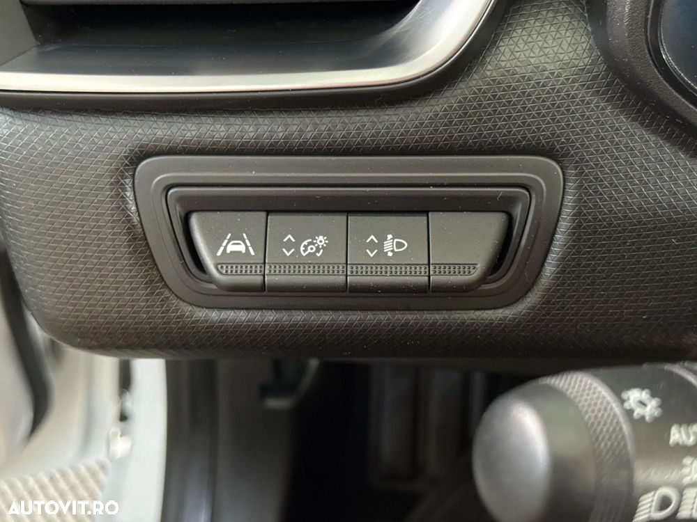 Renault Clio - 16