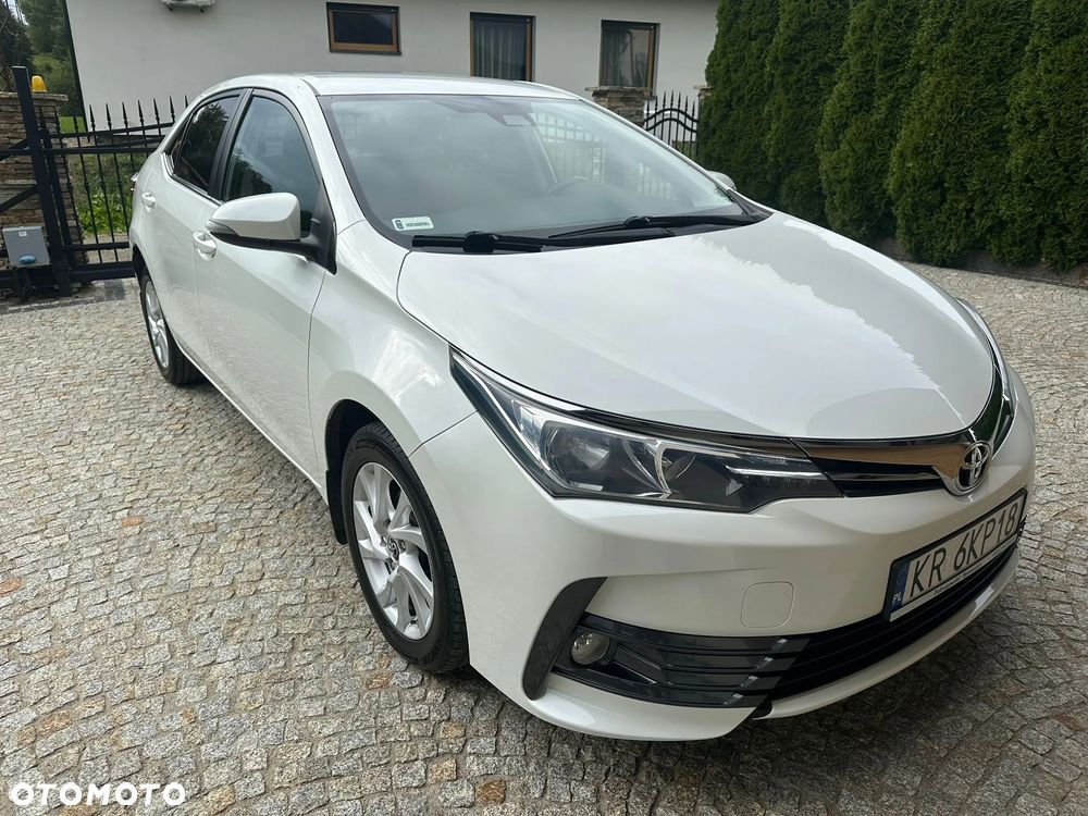 Toyota Corolla 1.6 Comfort - 1