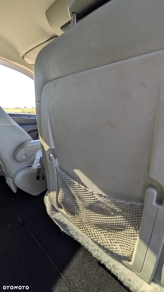 Chrysler Town & Country 3.6 Touring - 20