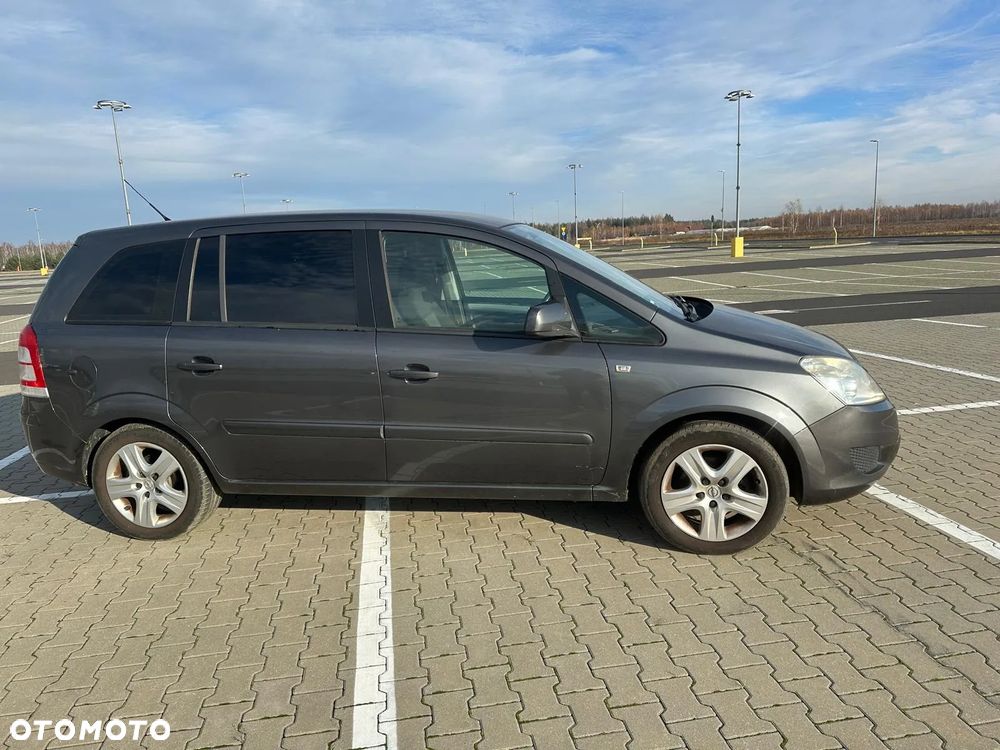Opel Zafira 1.6 Edition - 4