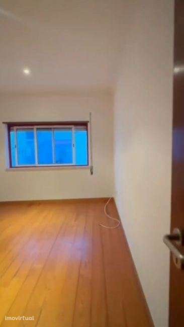 Moradia geminada, recuperada, para venda, Cartaxo - Cartaxo e Vale ... - Grande imagem: 3/18