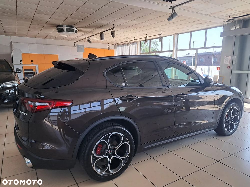 Alfa Romeo Stelvio 2.0 Turbo Executive Q4 - 7