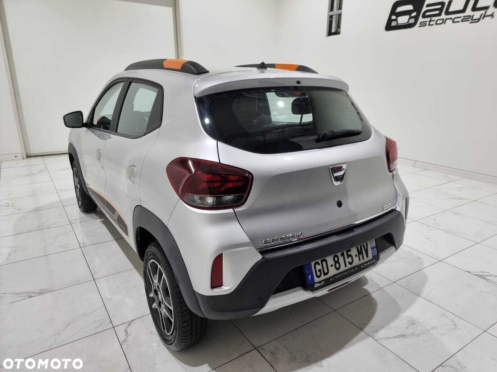 Dacia Spring - 8