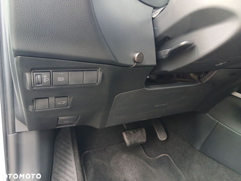 Toyota Corolla Cross - 39