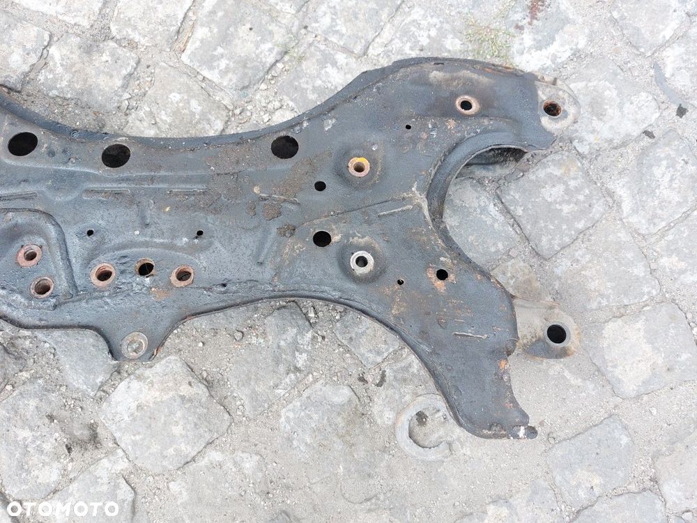 Sanki wózek PRZÓD TOYOTA COROLLA E12 2001-2007 1.4 B 1.6 B - 7