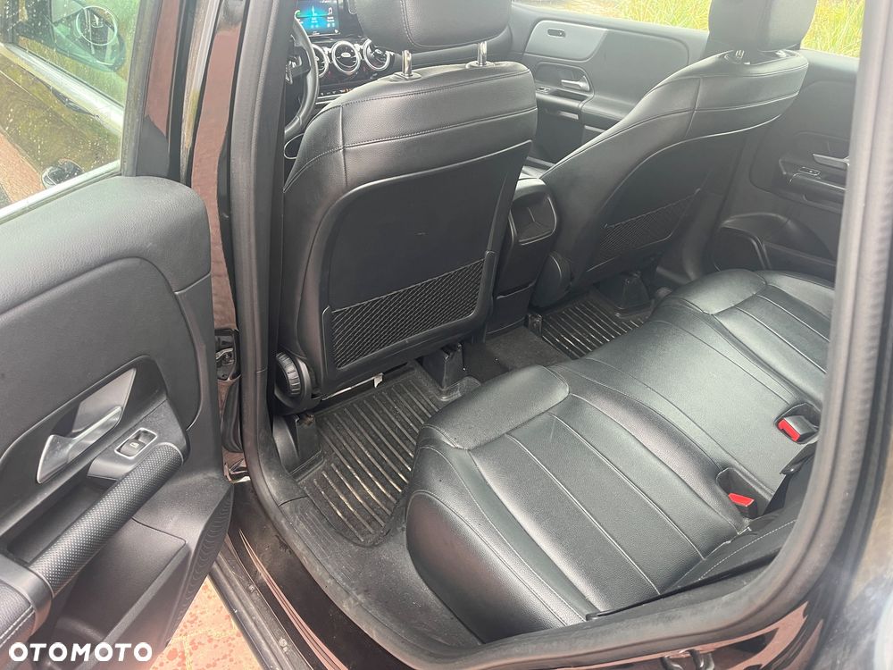 Mercedes-Benz Klasa B 180 d 7G-DCT Progressive - 24