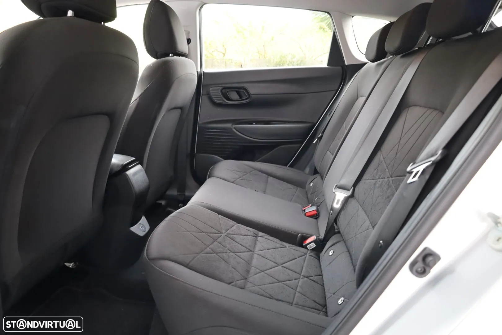Hyundai Bayon 1.0 T-GDI Premium - 42