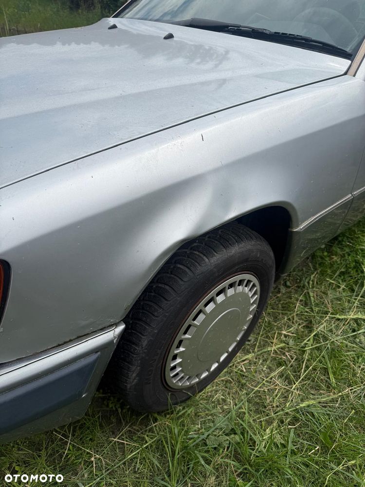 Mercedes-Benz W124 (1984-1993) - 23