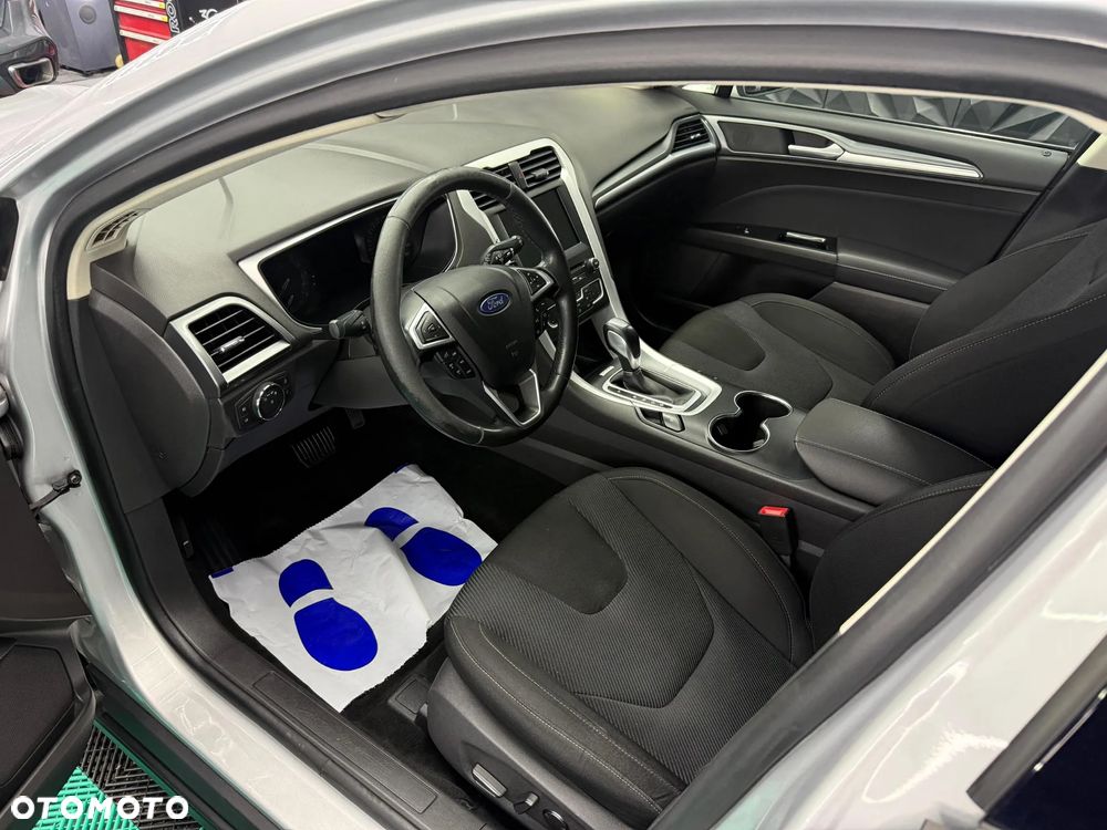 Ford Mondeo - 19