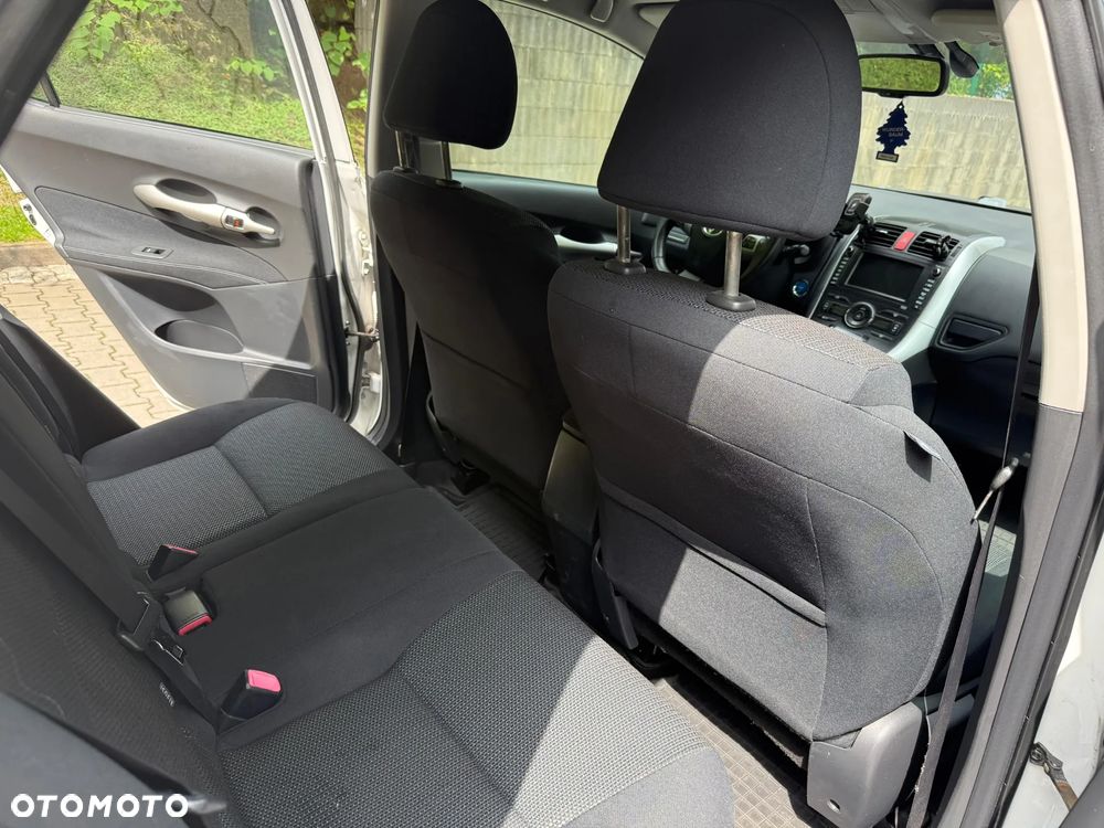Toyota Auris - 12