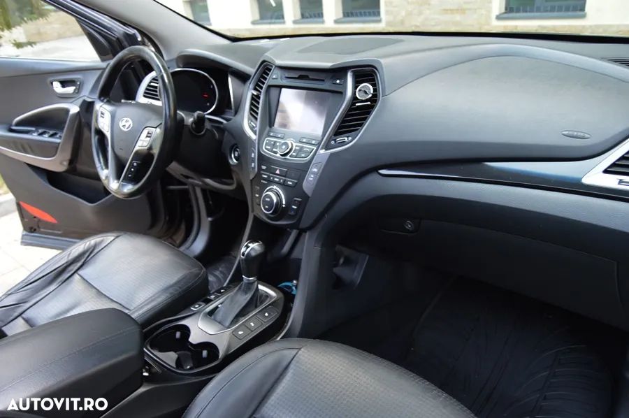 Hyundai Santa Fe - 30