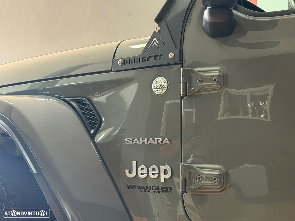 Jeep Wrangler Unlimited 2.2 CRD Sahara AT - 4