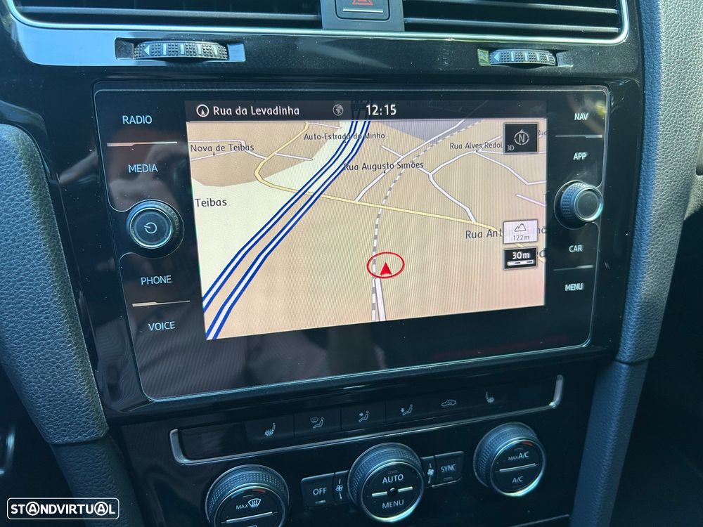 VW Golf 2.0 TSI GTI DSG Performance - 27