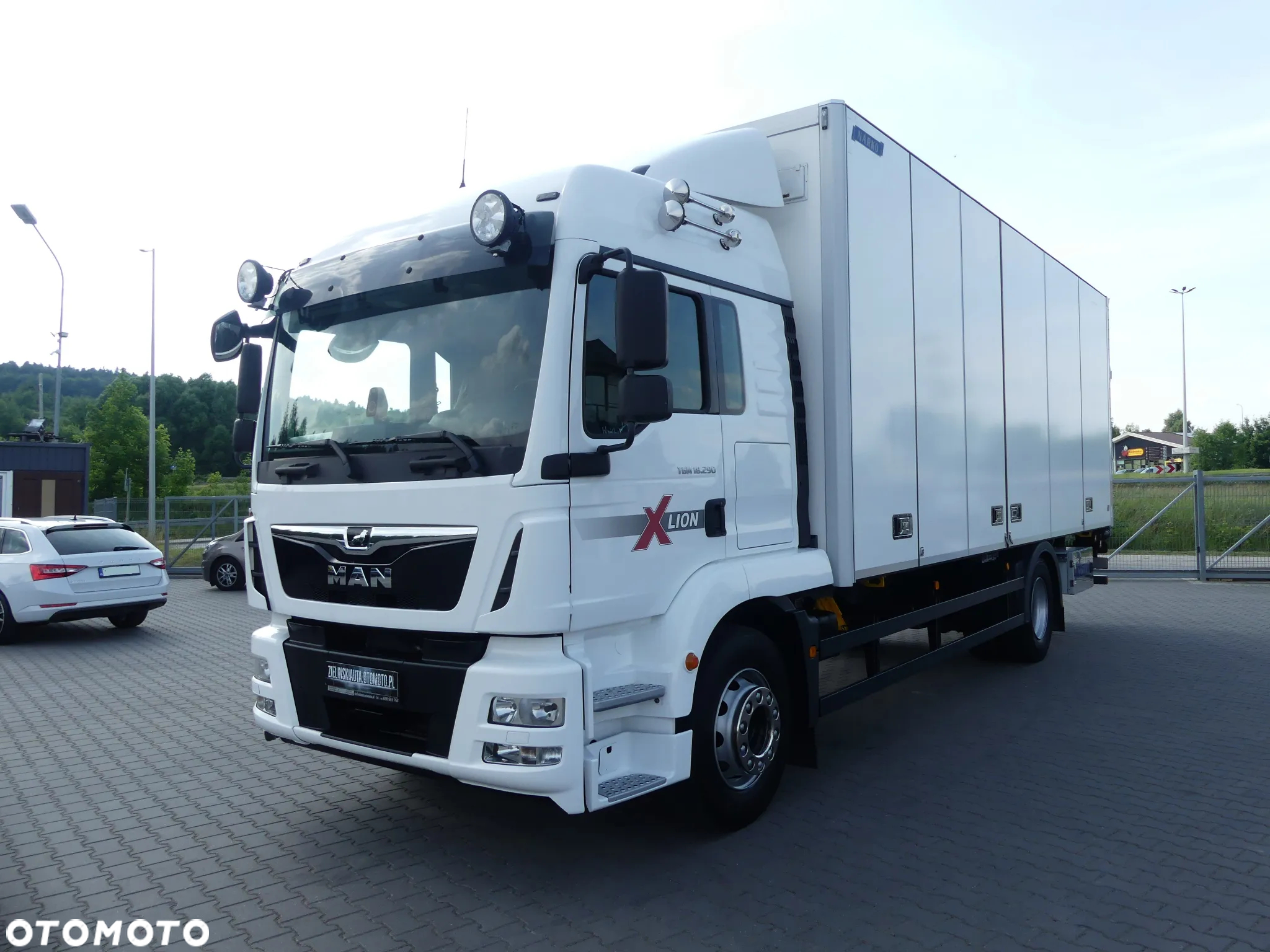 MAN TGM 18.290 / IZOTERMA + WINDA / GLOB / EURO 6 / OTWIERANY BOK / - 5