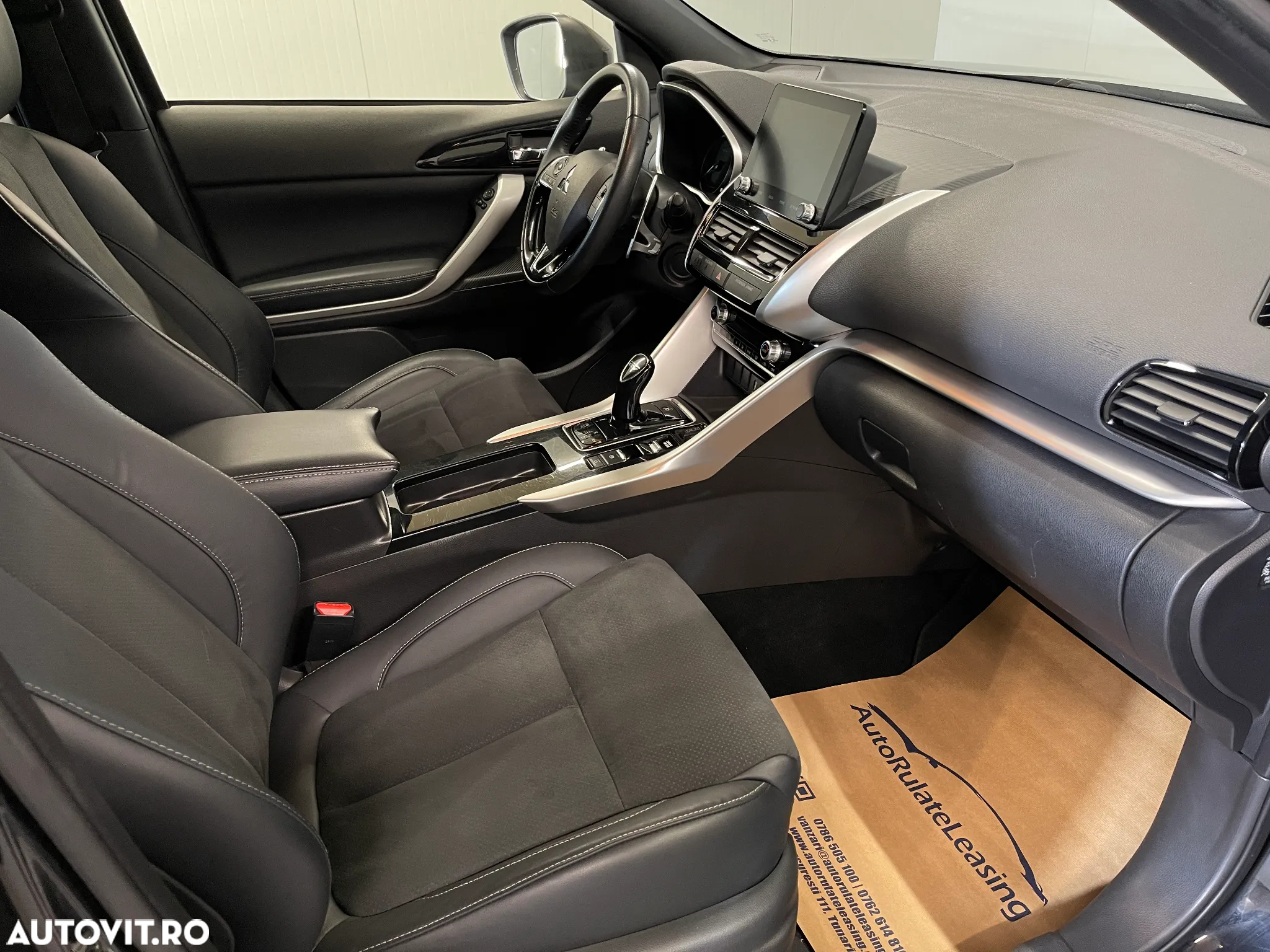 Mitsubishi Eclipse-Cross Plug-In Hybrid 4WD Plus Select - 10