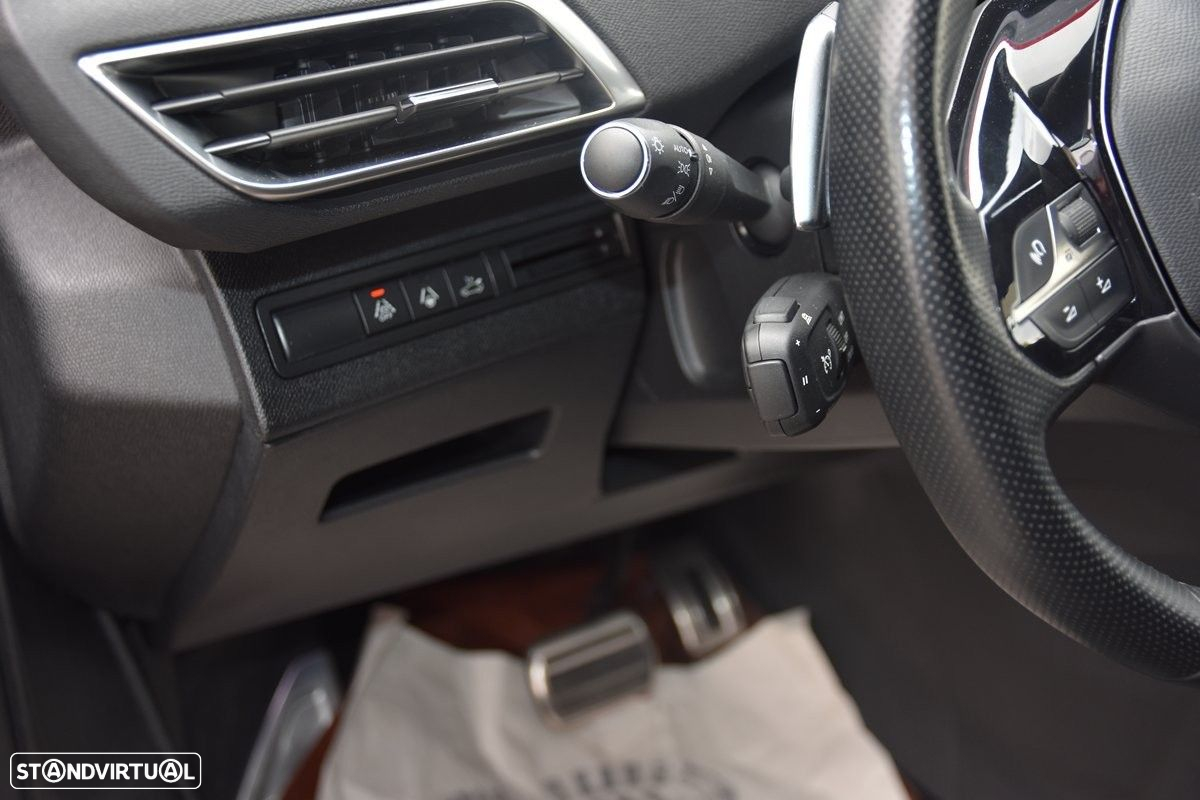 Peugeot 3008 1.5 BlueHDi GT EAT8 - 25