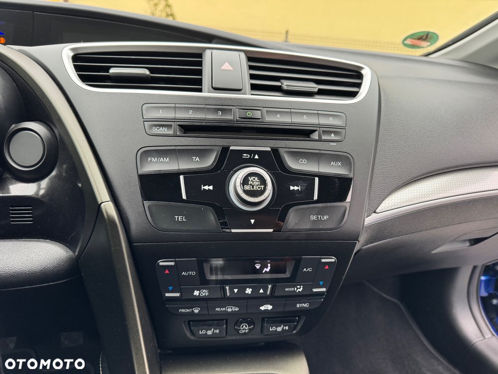 Honda Civic 1.4 i-VTEC Sport Black Edition - 35