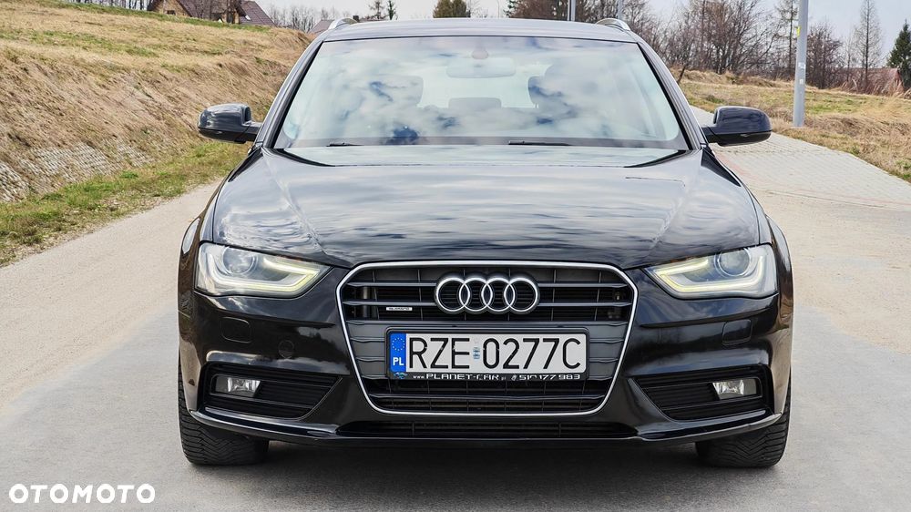 Audi A4 Avant 2.0 TDI DPF quattro Ambiente - 2