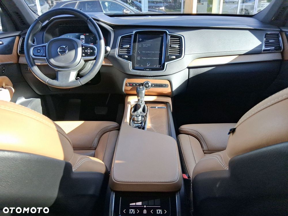 Volvo XC 90 - 10