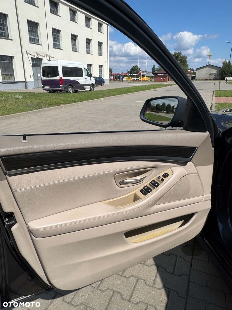 BMW Seria 5 - 15