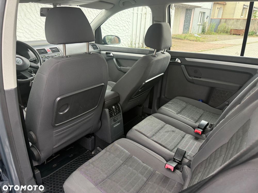 Volkswagen Touran 1.4 TSI Comfortline - 10