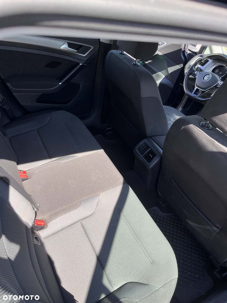Volkswagen Golf 1.6 TDI BMT Comfortline - 9