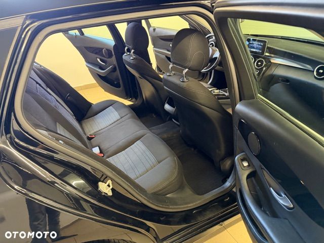 Mercedes-Benz Klasa C 200 (BlueTEC) d Exclusive - 27