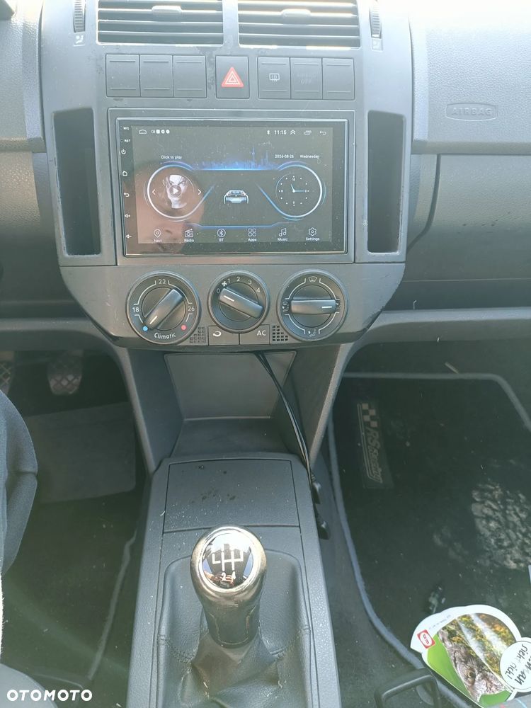 Volkswagen Polo - 10