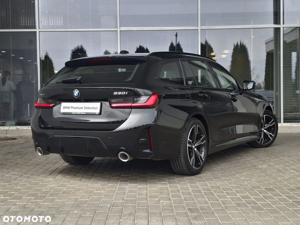 BMW Seria 3 330i xDrive M Sport sport - 4
