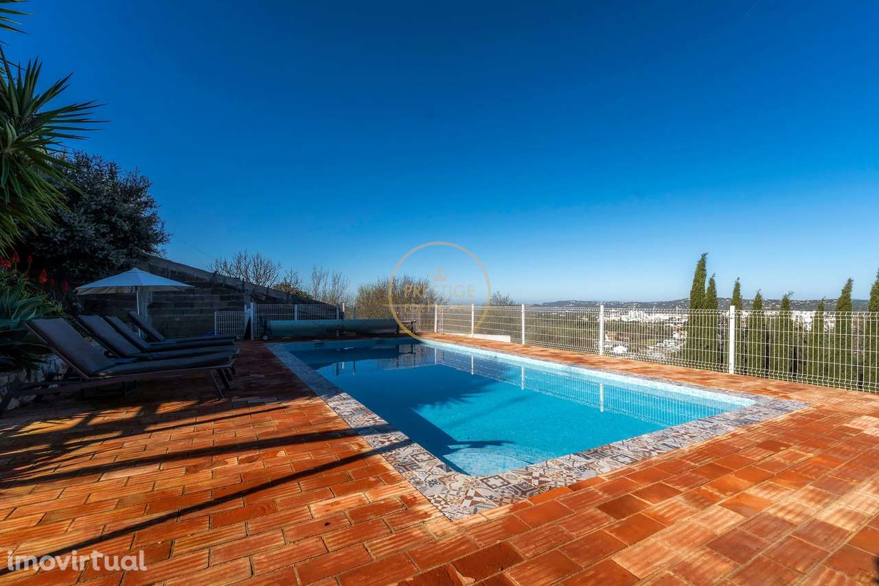Moradia isolada com piscina e cozinha exterior – Curta distância do ce - Grande imagem: 5/60