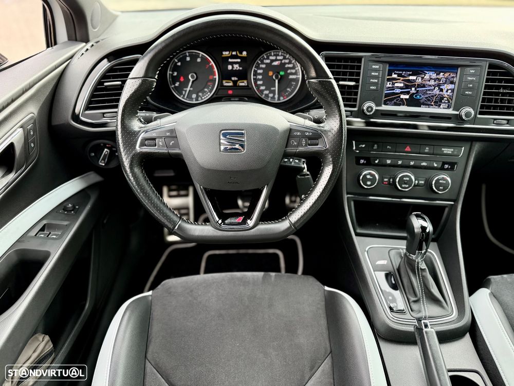 SEAT Leon SC 2.0 TSI S&S DSG Cupra 280 - 16