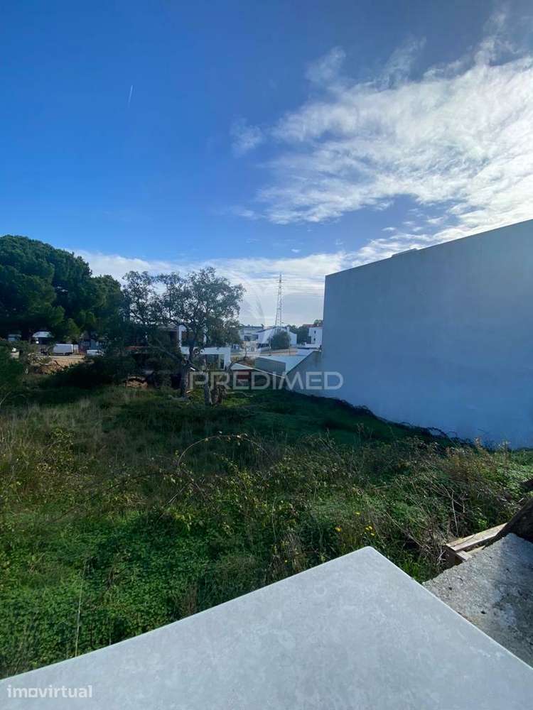 Terreno urbano para construção de moradia - Grande imagem: 4/16