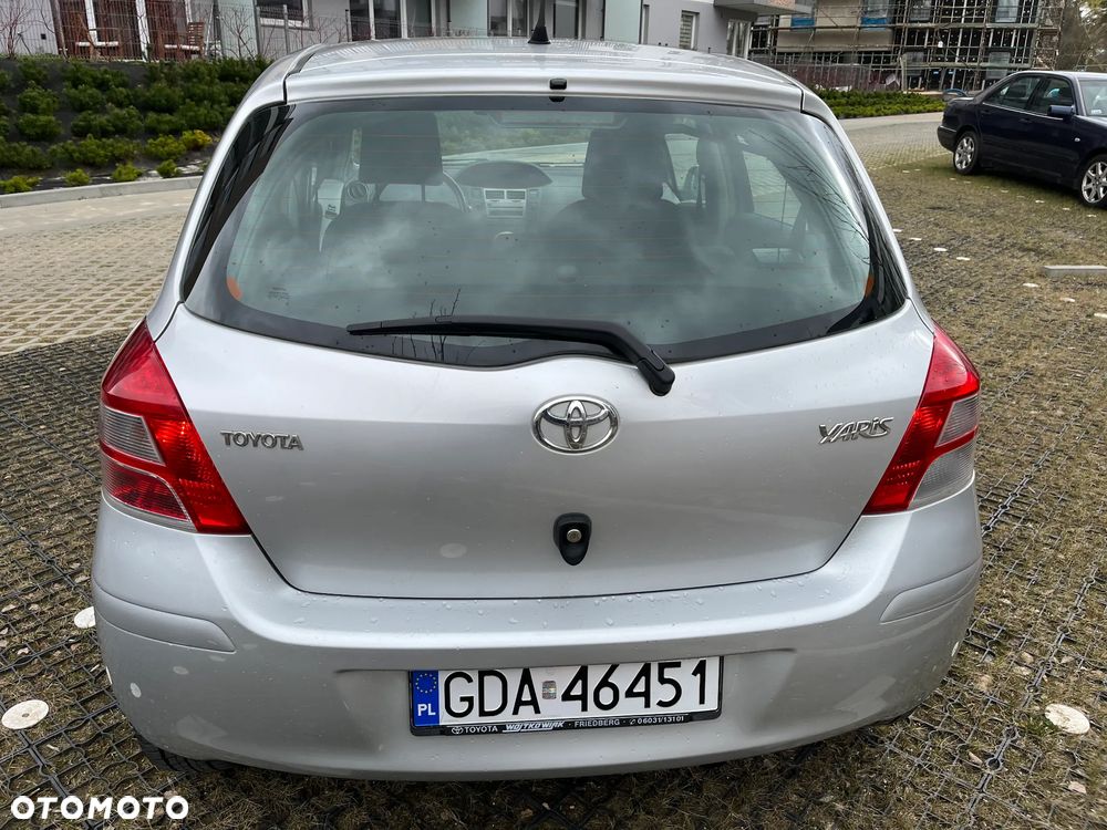 Toyota Yaris 1.33 Sol - 5