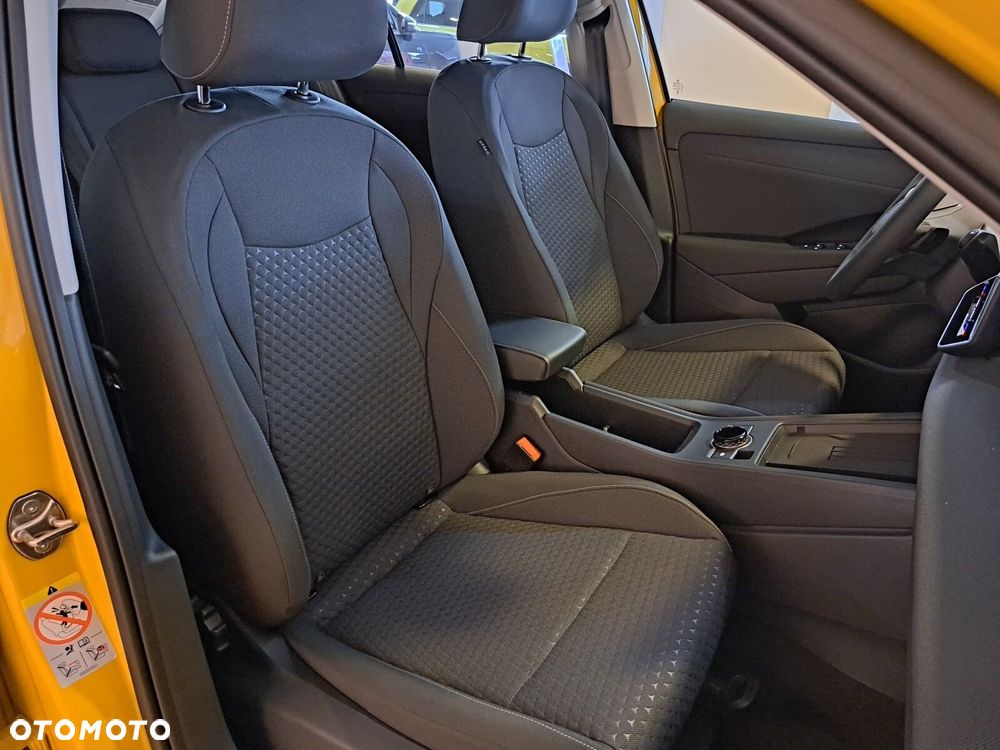 Volkswagen T-Roc - 11