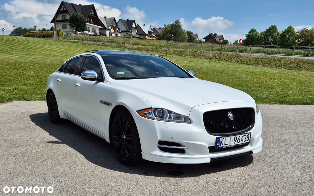 Jaguar XJ 3.0 T AWD LWB Premium Luxury - 9
