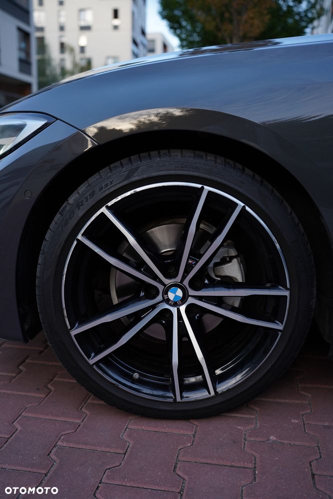 BMW Seria 3 320d xDrive M Sport sport - 8