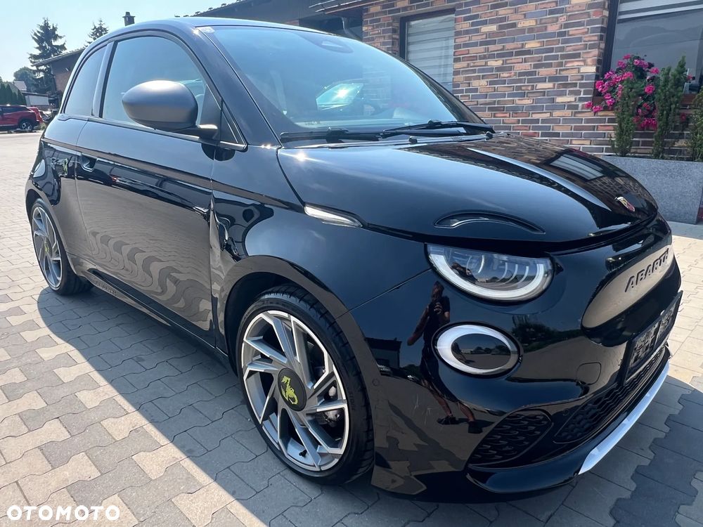 Abarth 500e - 3