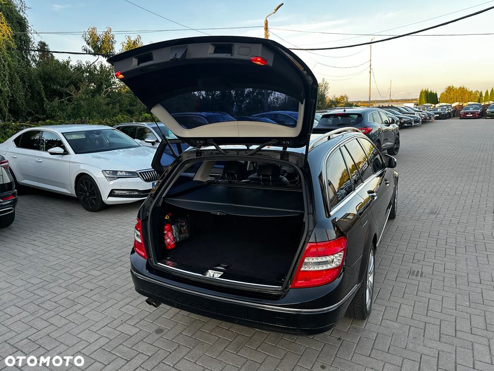 Mercedes-Benz Klasa C - 24