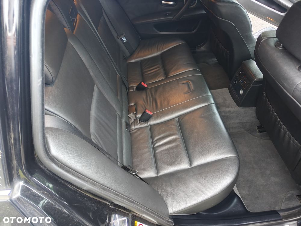 BMW Seria 5 530xd - 11