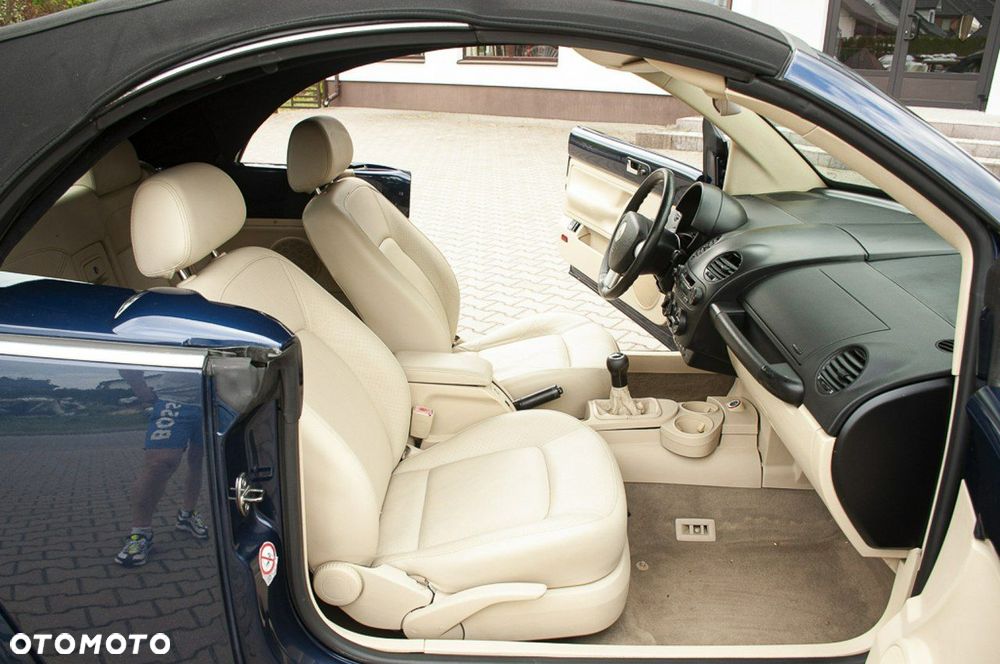Volkswagen New Beetle 2.0 Freestyle - 28