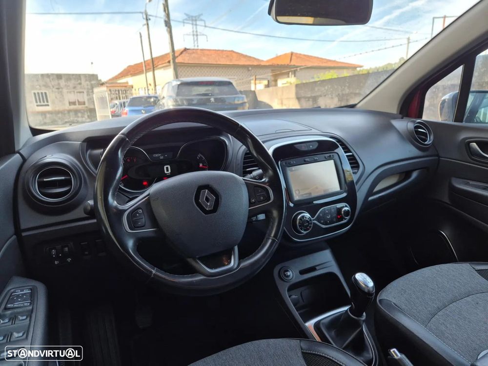Renault Captur 0.9 TCE Exclusive - 17