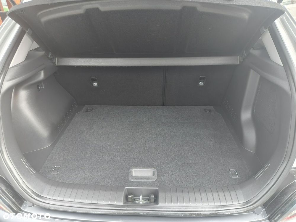 Hyundai Kona - 30
