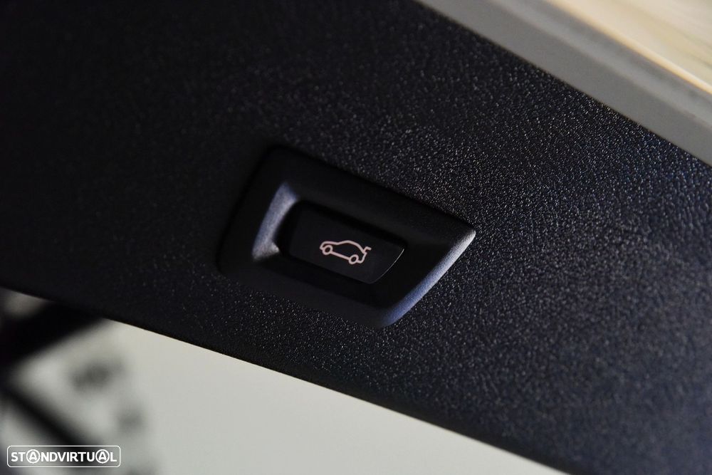 BMW X1 16 d sDrive Advantage - 11