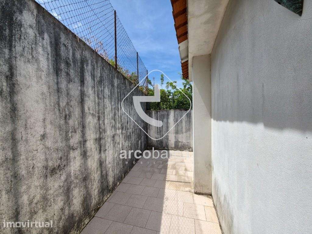 Moradia de 3 Pisos no Centro de Ponte da Barca com Aquecimento Central - Grande imagem: 3/25