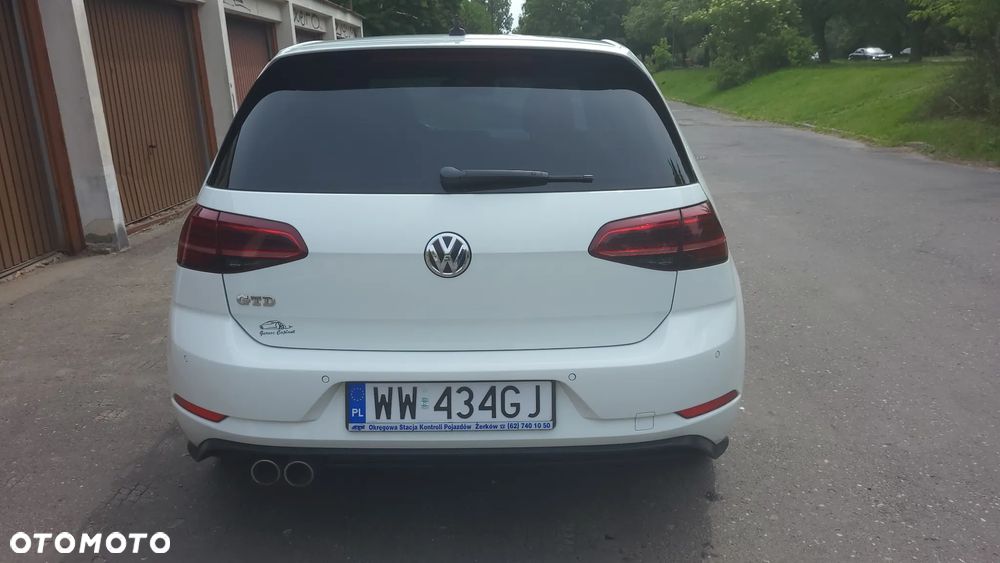 Volkswagen Golf 2.0 TDI BMT GTD DSG - 5