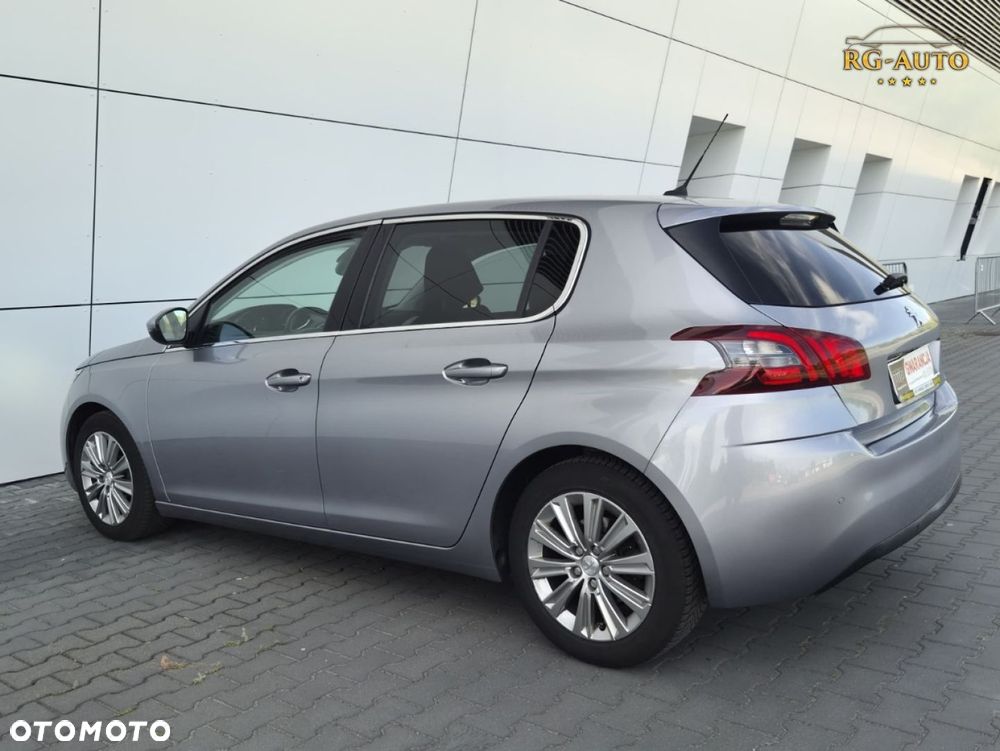 Peugeot 308 - 11