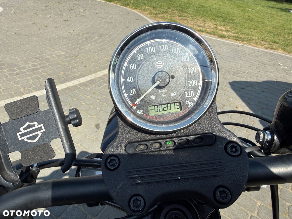Harley-Davidson Sportster Iron 883 - 35